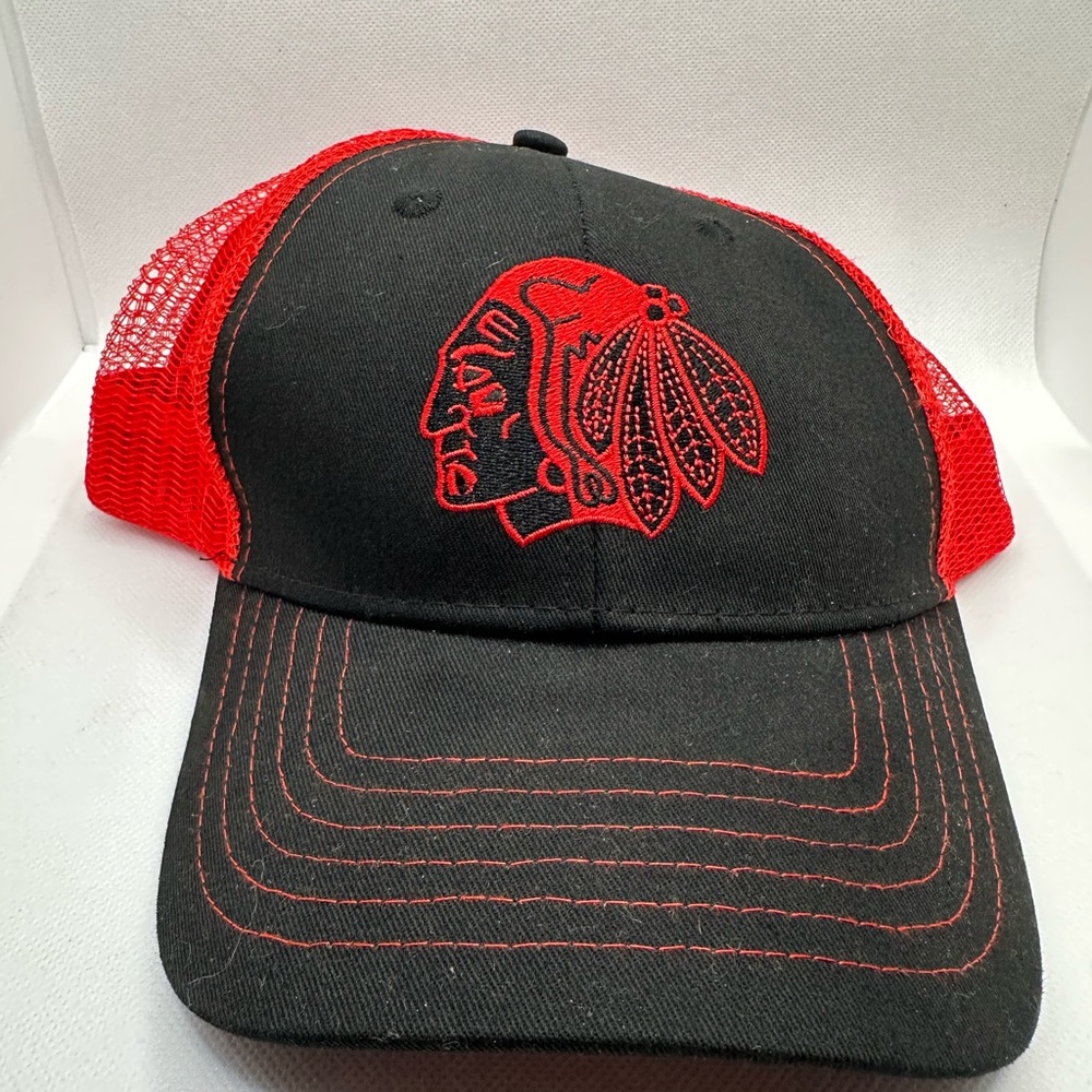 VTG Portland Winterhawks Mesh SnapBack Ball Cap Hockey Team